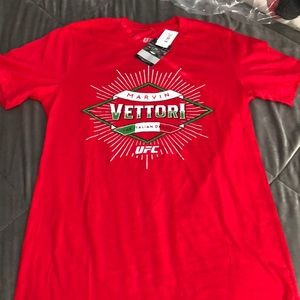UFC  Marvin Vettori red t-shirt. Size small
